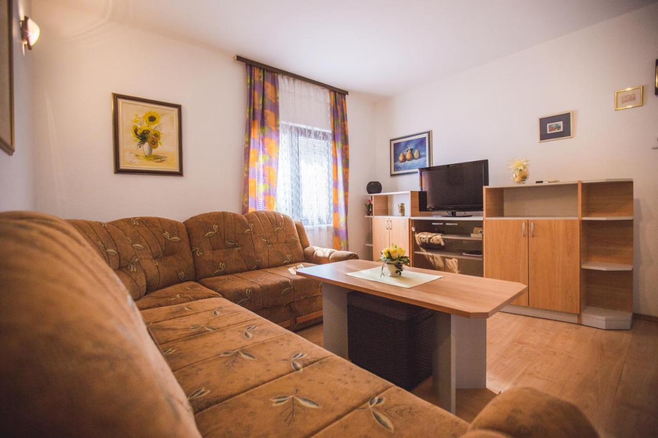 Apartmani Nada & Darko, Kampor, Rab, Hrvatska Eksteriør bilde