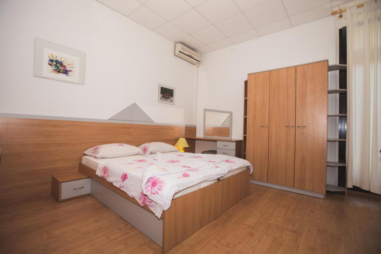 Apartmani Nada & Darko, Kampor, Rab, Hrvatska Eksteriør bilde